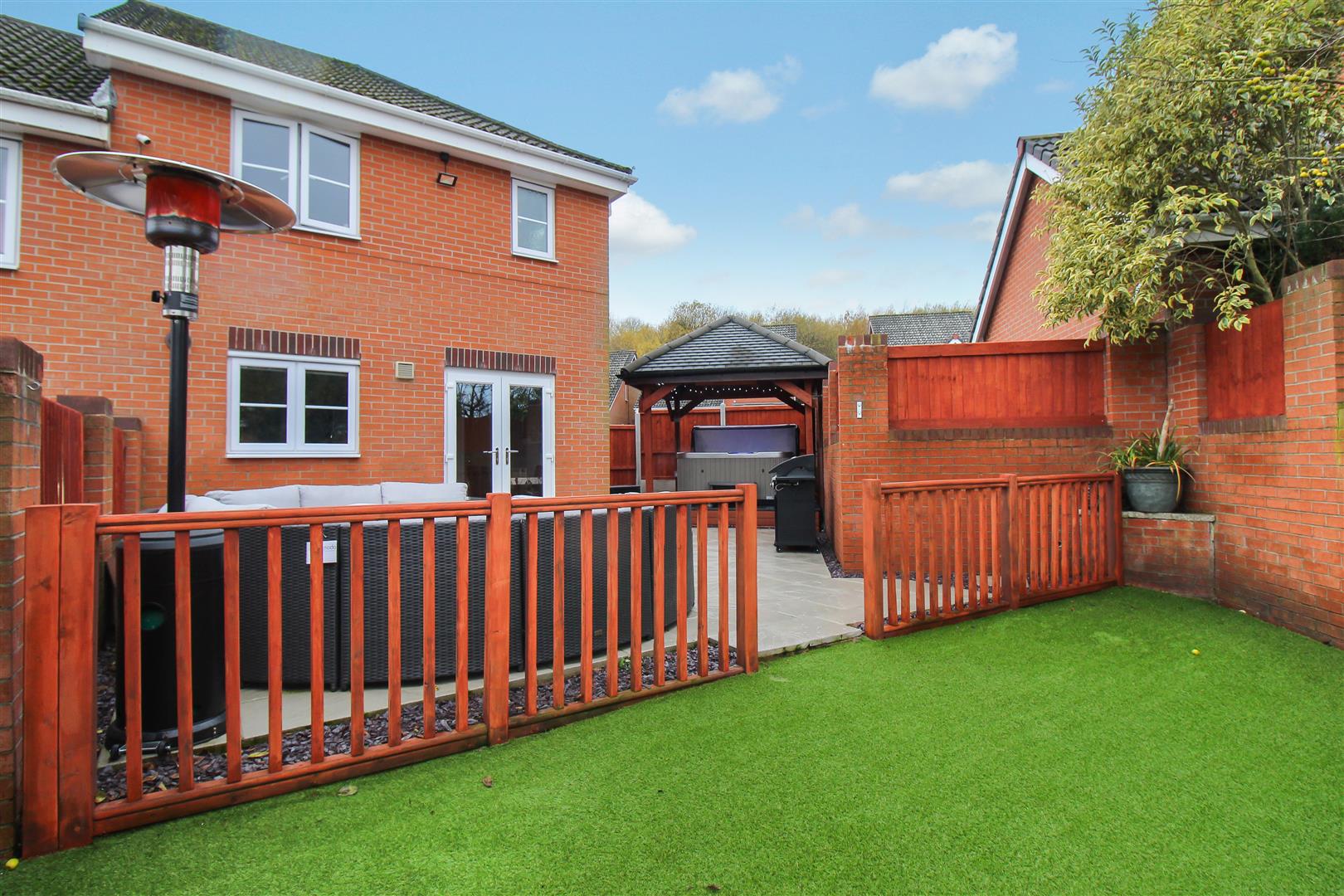 Emerald Way, Milton, Stoke-On-Trent